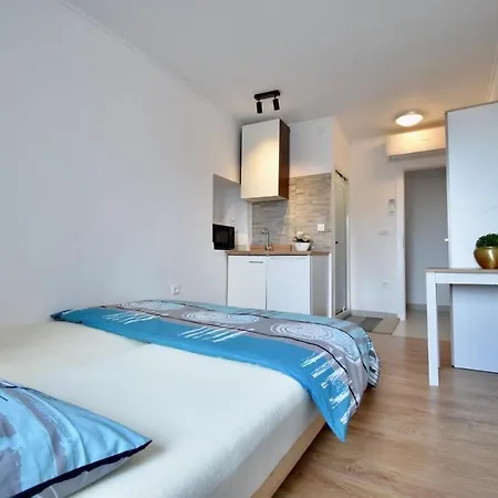 Spacious Centre With 3 Bedrooms Pula